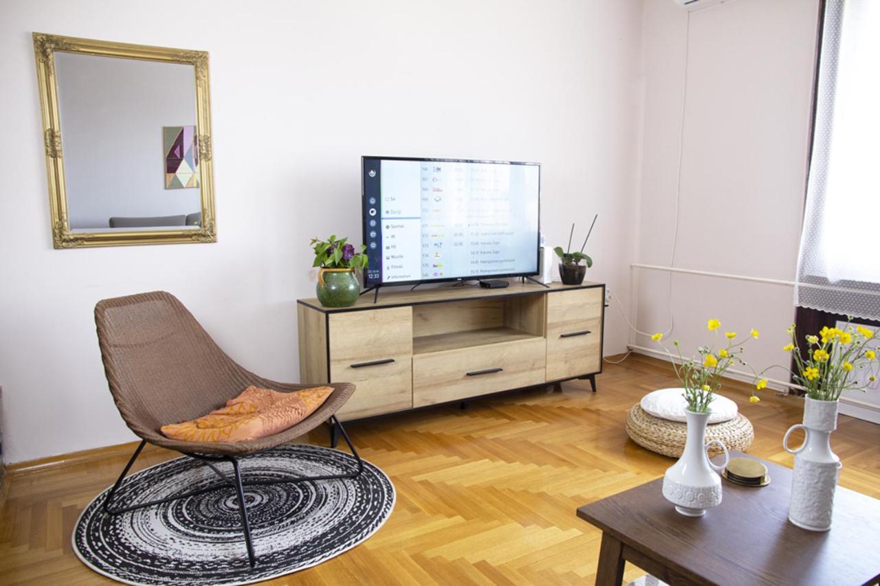 Apartament Nicola'S Nowy Sad Zewnętrze zdjęcie